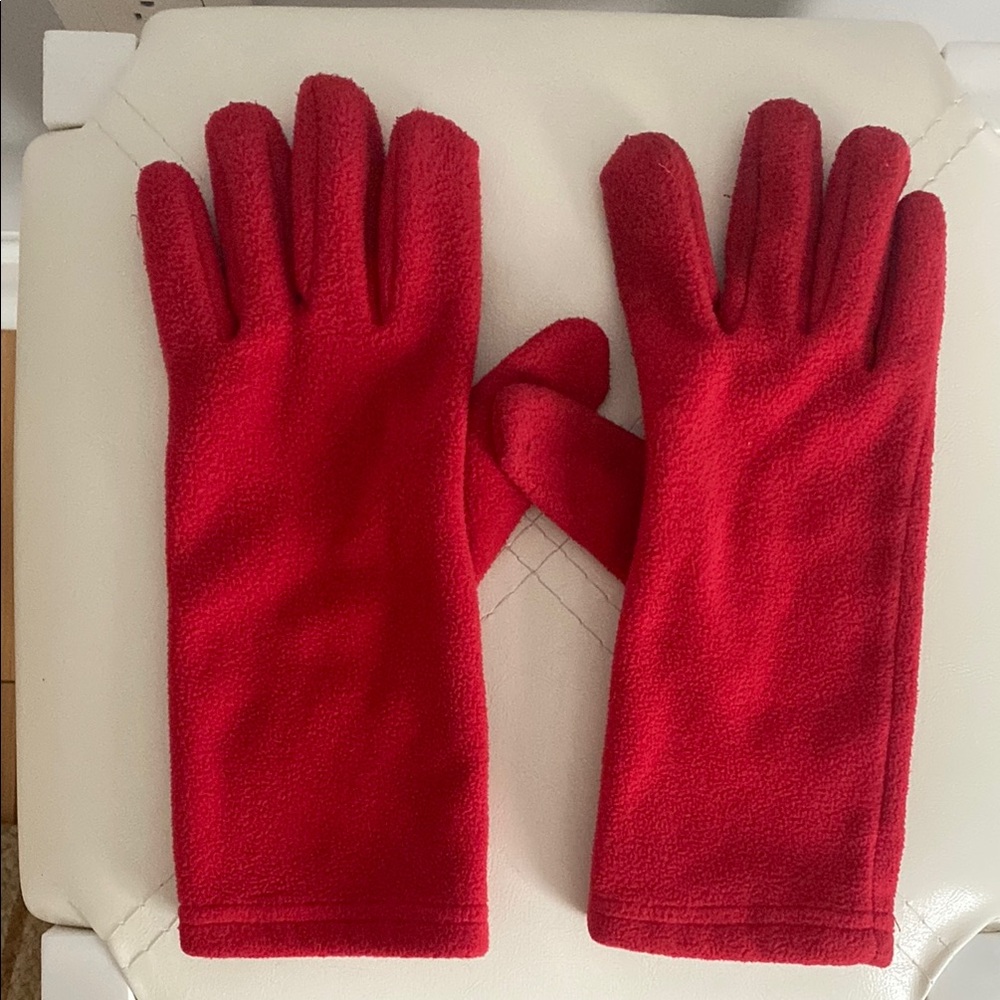 Cozy Red Fleece Gloves